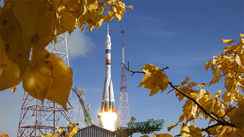 Sojuz MS-17 skutt opp og koblet til ISS*